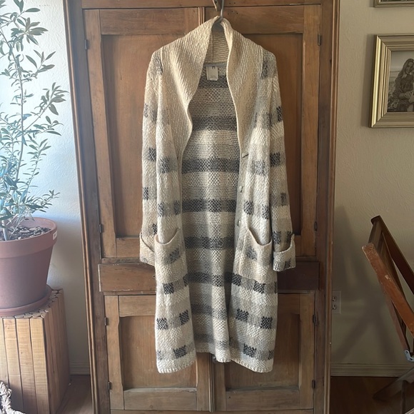 Anthropologie Sweater Cardigan - Picture 1 of 3